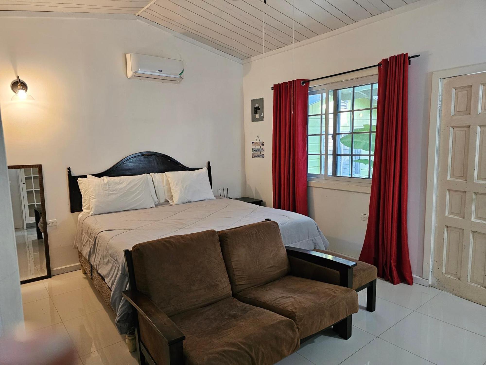 Roots Cafe Rooms Negril Exterior photo